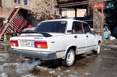 Седан ВАЗ 2105 1988 в Дніпрі