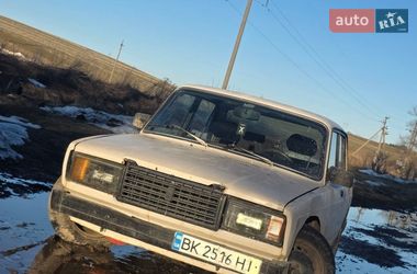 Седан ВАЗ 2105 1987 в Ровно