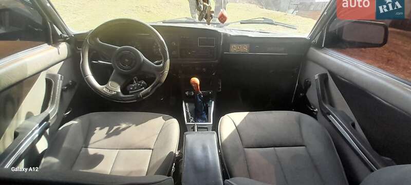 Седан ВАЗ / Lada 2105 1985 в Чернівцях