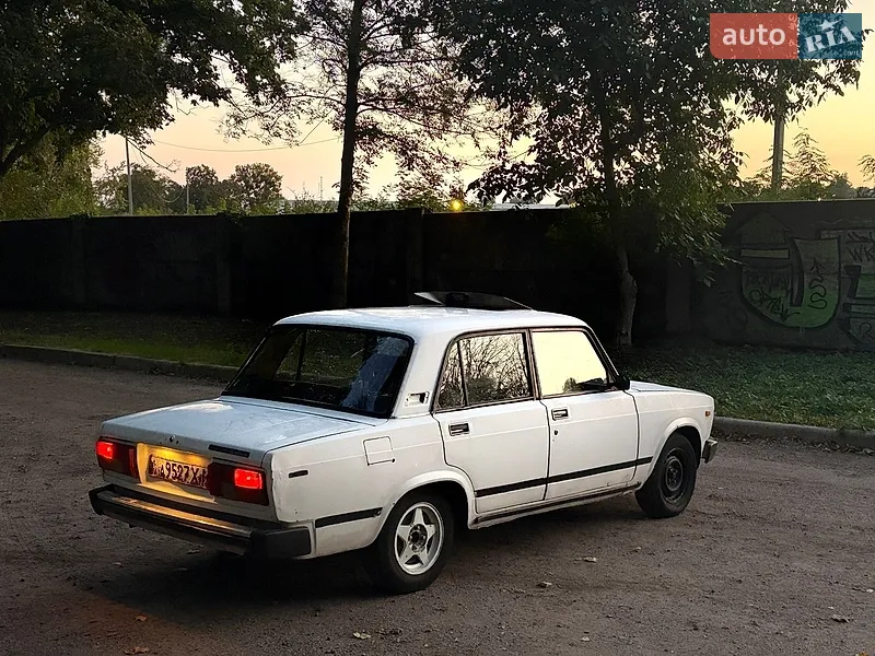 ВАЗ / Lada 2105