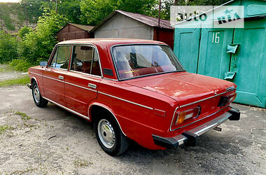 Седан ВАЗ / Lada 2106 1981 в Киеве