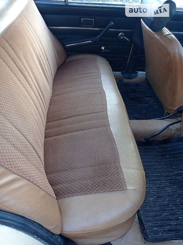 Седан ВАЗ / Lada 2106 1986 в Львове фото 5 Седан ВАЗ / Lada 2106 1986 в Львове