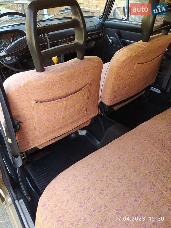 Седан ВАЗ / Lada 2106 1988 в Глухові