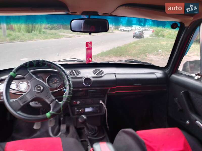 Седан ВАЗ / Lada 2106 1984 в Черкасах