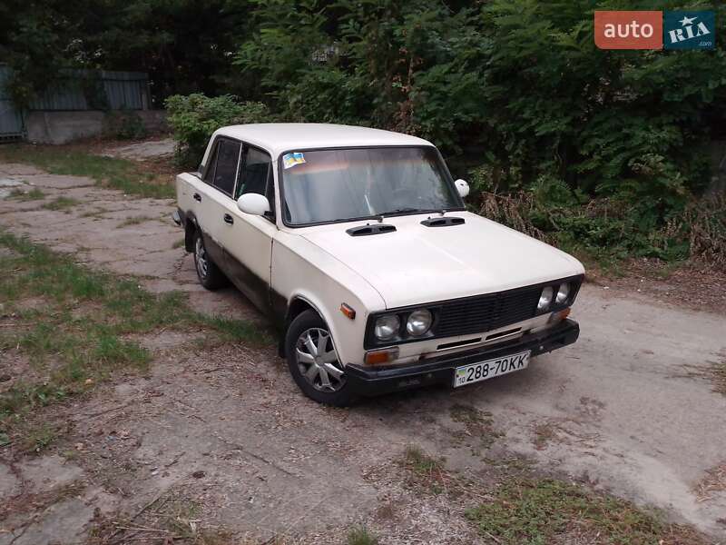 Седан ВАЗ / Lada 2106 1988 в Киеве