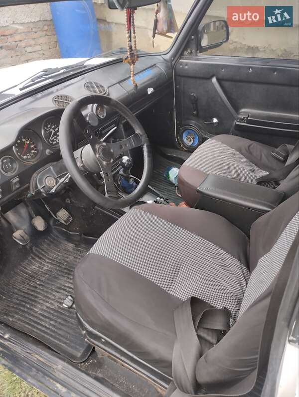 Седан ВАЗ / Lada 2106 1989 в Львові