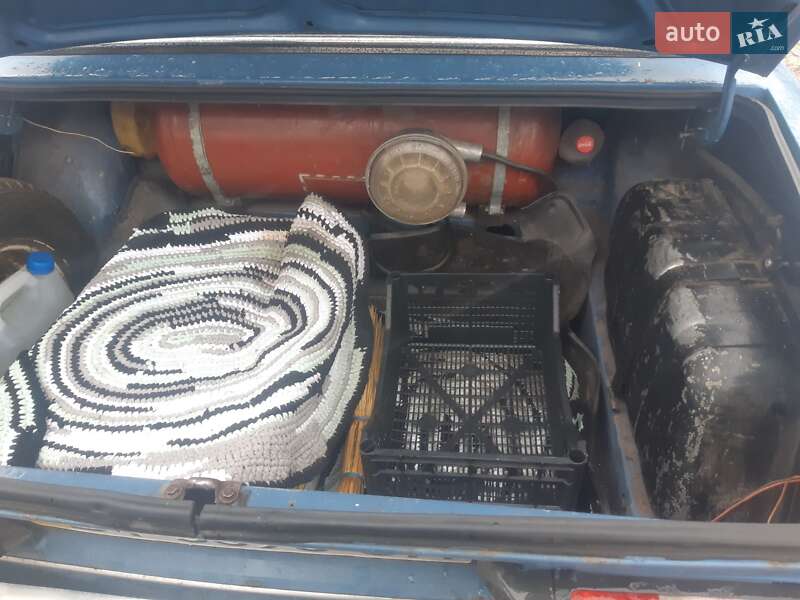 Седан ВАЗ / Lada 2106 1986 в Кременчуге