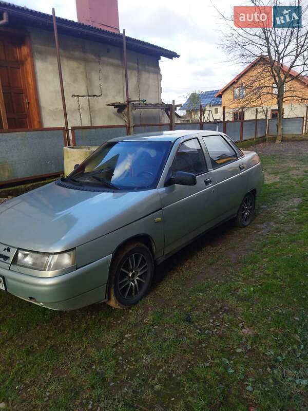 Седан ВАЗ / Lada 2106 2000 в Хусте