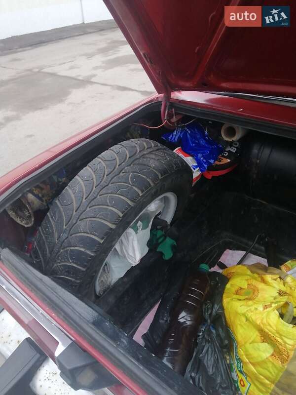 Седан ВАЗ / Lada 2106 1984 в Вышгороде