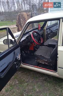 Седан ВАЗ / Lada 2106 1990 в Городне