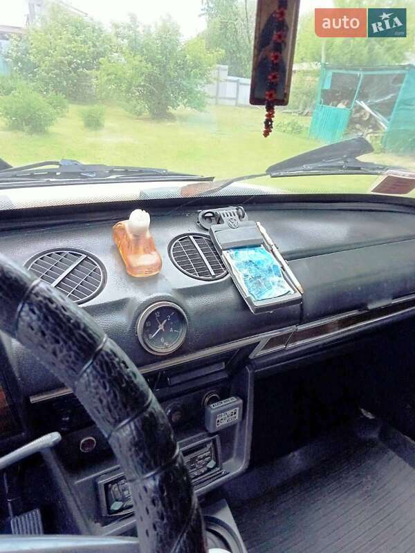 Седан ВАЗ / Lada 2106 1987 в Киеве