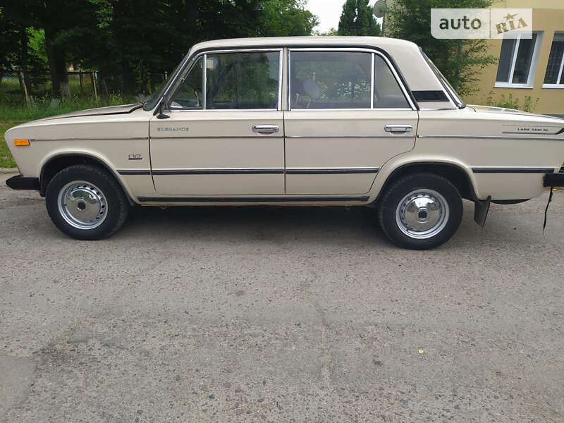 Седан ВАЗ / Lada 2106 1990 в Ровно