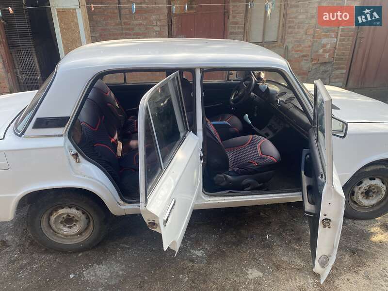 Седан ВАЗ / Lada 2106 1985 в Хмельницком