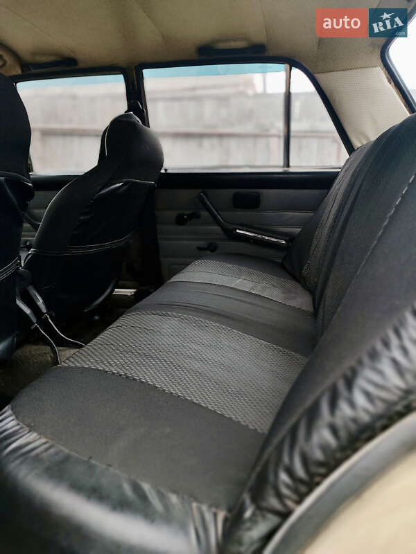 Седан ВАЗ / Lada 2106 1992 в Запоріжжі