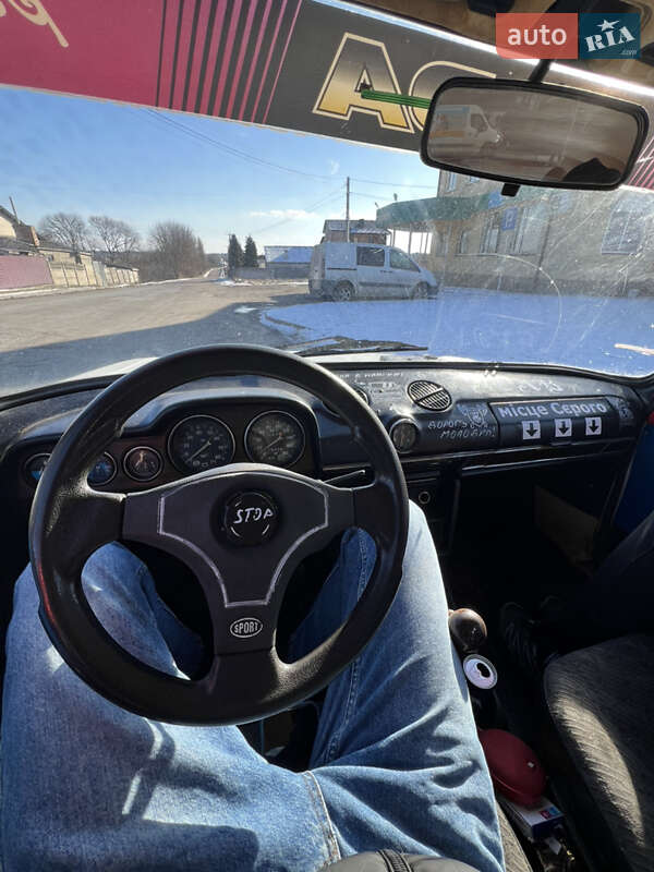 Седан ВАЗ / Lada 2106 1989 в Ровно