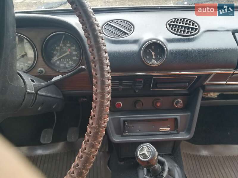 Седан ВАЗ / Lada 2106 1985 в Киеве