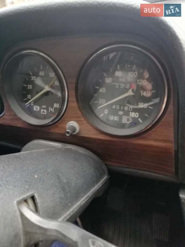 Седан ВАЗ / Lada 2106 1985 в Киеве