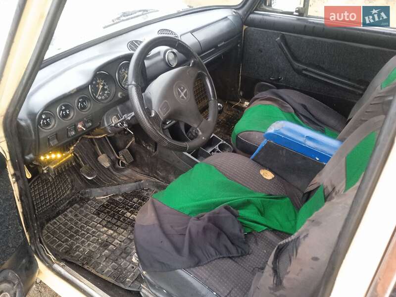 Седан ВАЗ / Lada 2106 1988 в Ивано-Франковске