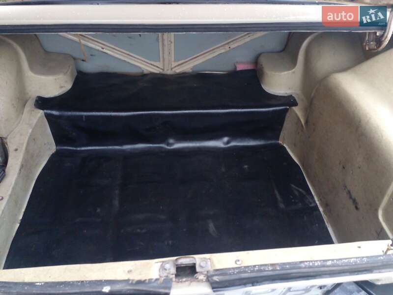 Седан ВАЗ / Lada 2106 1991 в Дубровице фото 10 Седан ВАЗ / Lada 2106 1991 в Дубровице