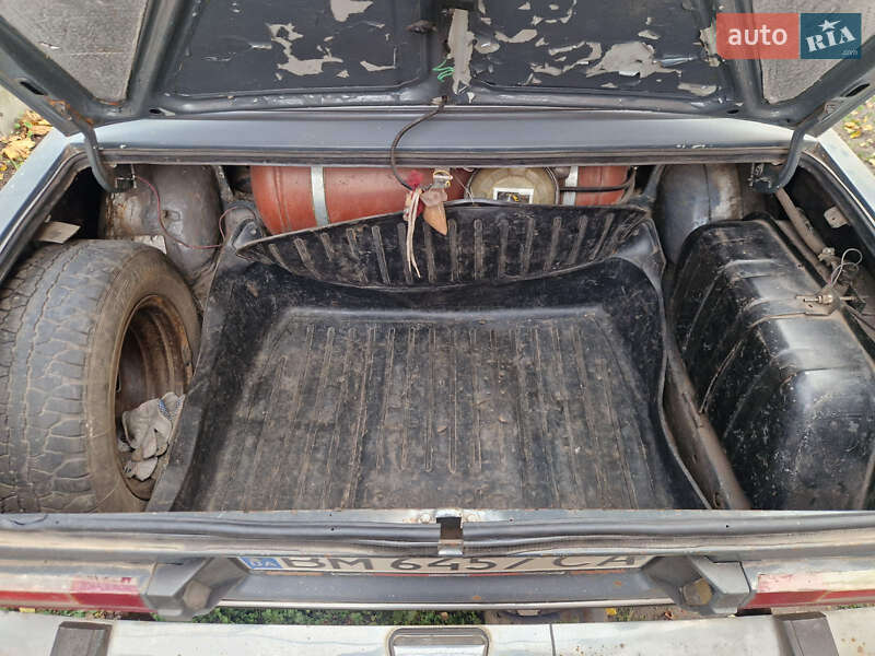 Седан ВАЗ / Lada 2106 1982 в Ромнах фото 19 Седан ВАЗ / Lada 2106 1982 в Ромнах