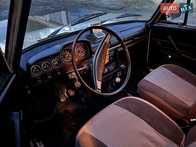 Седан ВАЗ / Lada 2106 1990 в Кременчуге фото 12 Седан ВАЗ / Lada 2106 1990 в Кременчуге