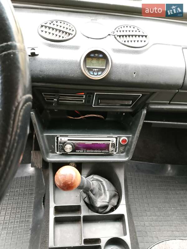 Седан ВАЗ / Lada 2106 2001 в Днепре