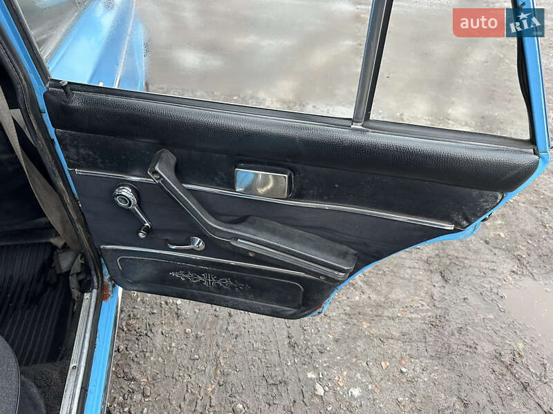 Седан ВАЗ / Lada 2106 1982 в Ромнах