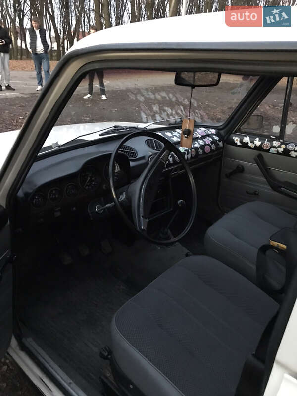 Седан ВАЗ / Lada 2106 1990 в Львові