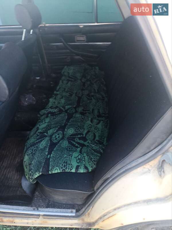 Седан ВАЗ / Lada 2106 1988 в Борисполе
