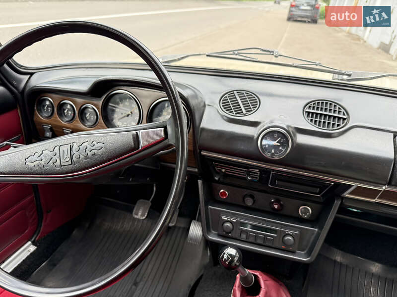 Седан ВАЗ / Lada 2106 1987 в Киеве