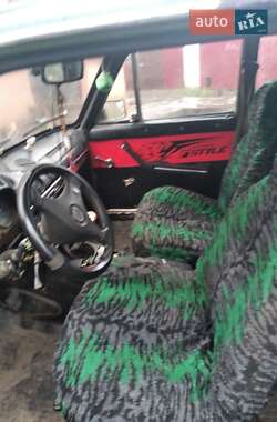 Седан ВАЗ 2106 1983 в Черняхові