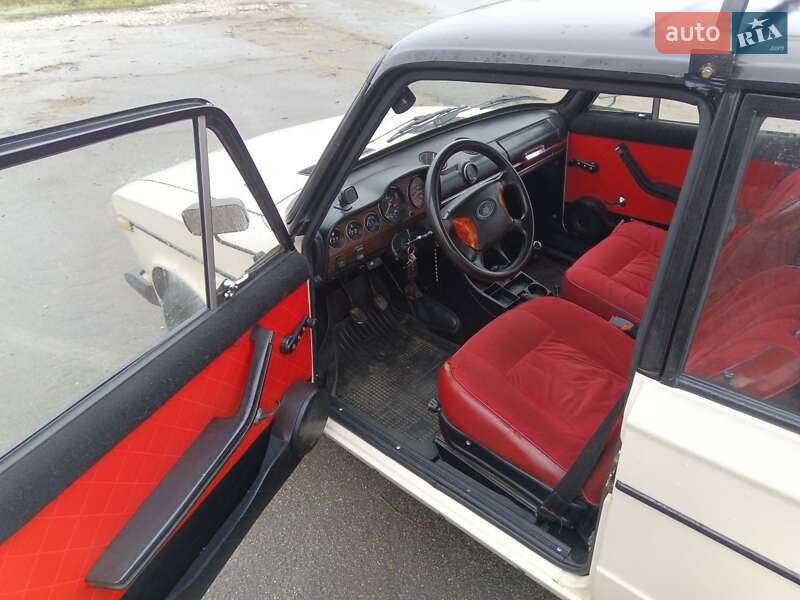 Седан ВАЗ / Lada 2106 1984 в Запорожье