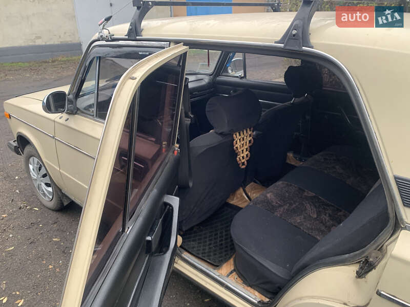 Седан ВАЗ / Lada 2106 1990 в Першотравенську