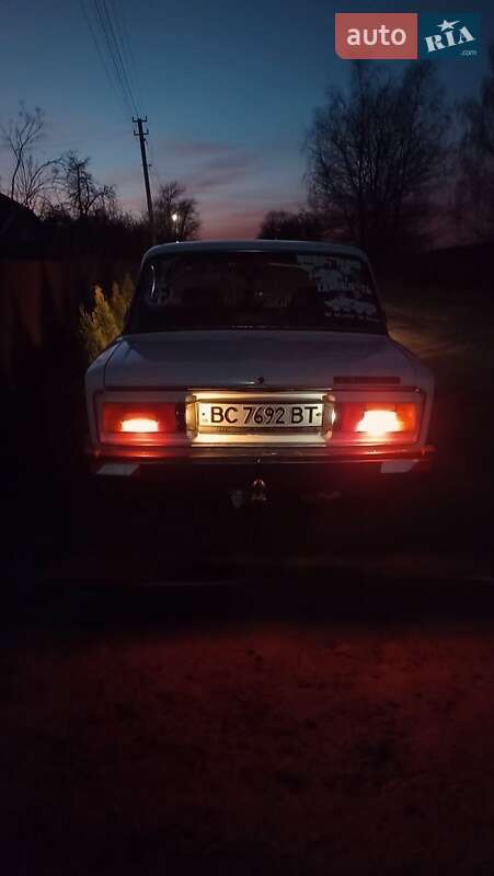 Седан ВАЗ / Lada 2106 1986 в Львове