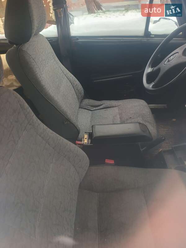 Седан ВАЗ / Lada 2106 1989 в Киеве