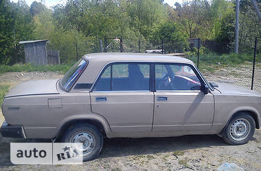 Седан ВАЗ 2107 1984 в 
