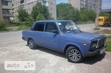 Седан ВАЗ 2107 2005 в 