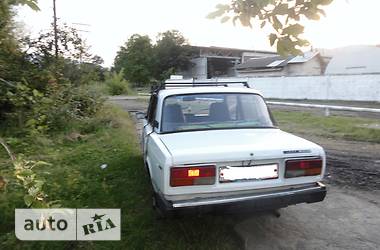 Седан ВАЗ / Lada 2107 1988 в Бориславе
