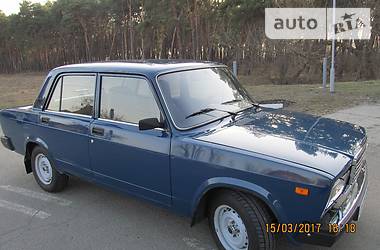 Седан ВАЗ / Lada 2107 2010 в Тростянце