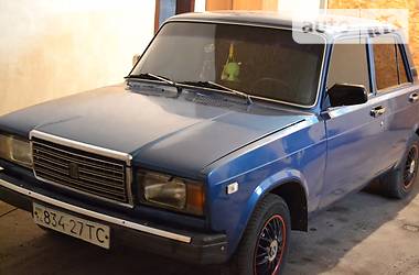 Седан ВАЗ / Lada 2107 1990 в Червонограде