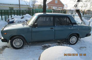 Седан ВАЗ / Lada 2107 2004 в Виннице