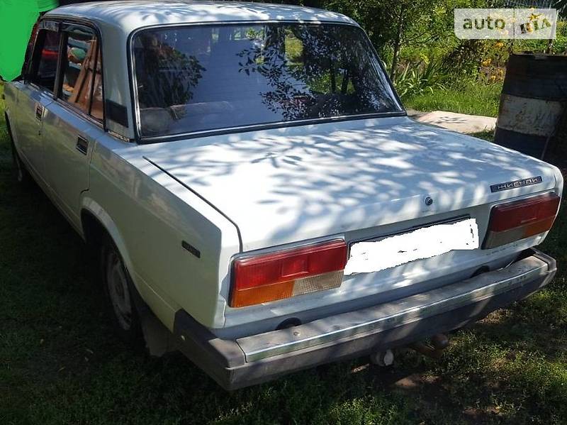 Седан ВАЗ / Lada 2107 2003 в Черкассах