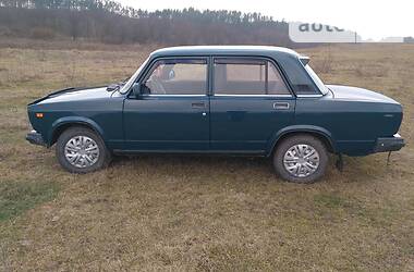 Седан ВАЗ / Lada 2107 2006 в Шумске