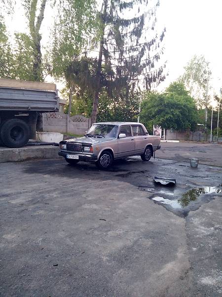 Седан ВАЗ / Lada 2107 2007 в Чигирине