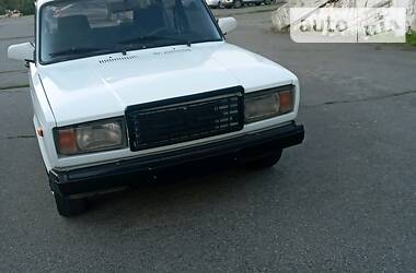 Седан ВАЗ / Lada 2107 1989 в Днепре