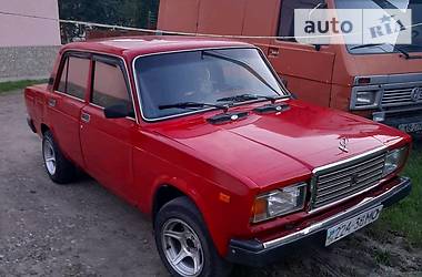 Седан ВАЗ / Lada 2107 1991 в Сторожинце