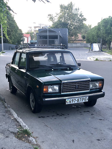 Седан ВАЗ / Lada 2107 1989 в Ужгороде