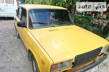 Седан ВАЗ / Lada 2107 1983 в Жмеринке