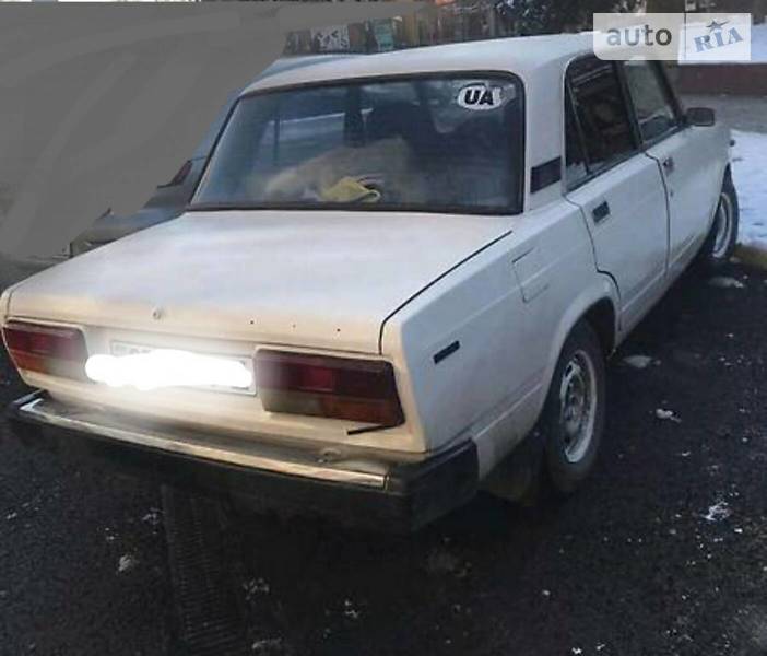 Седан ВАЗ / Lada 2107 1996 в Кривом Роге