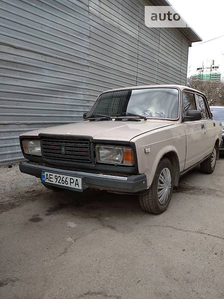 Седан ВАЗ / Lada 2107 2007 в Днепре